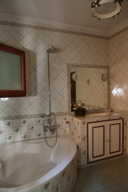 Quinta Dos Castanheiros Bed And Breakfastポンテ・デ・リマ 部屋 写真