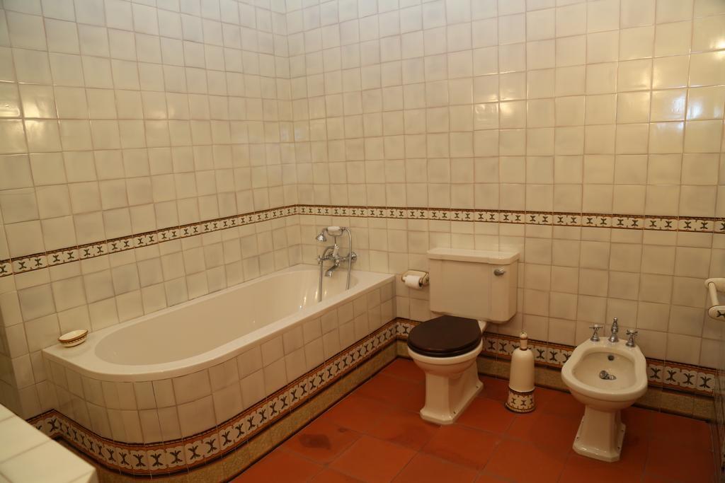 Quinta Dos Castanheiros Bed And Breakfastポンテ・デ・リマ 部屋 写真