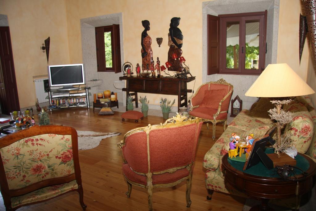 Quinta Dos Castanheiros Bed And Breakfastポンテ・デ・リマ エクステリア 写真