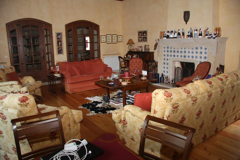 Quinta Dos Castanheiros Bed And Breakfastポンテ・デ・リマ エクステリア 写真